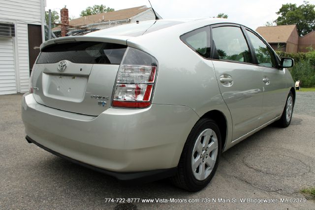 Toyota Prius 2004 photo 3