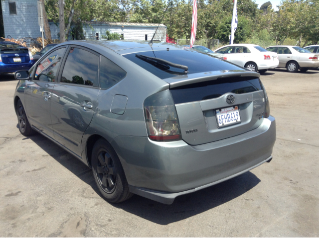 Toyota Prius 2004 photo 1