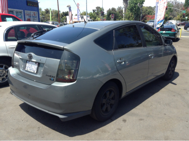 Toyota Prius 2004 photo 2