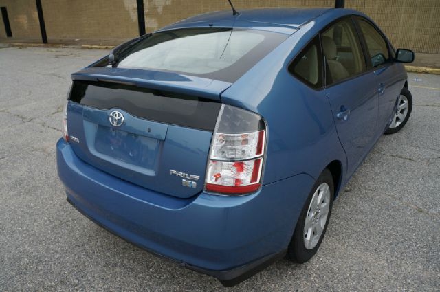 Toyota Prius 2004 photo 3