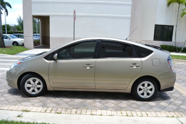 Toyota Prius 2005 photo 3