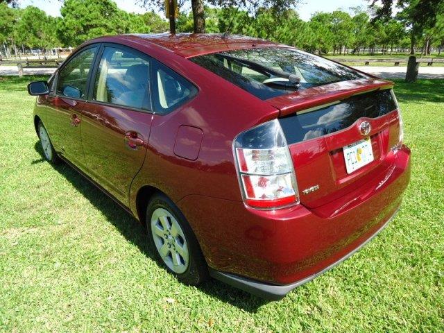 Toyota Prius 2005 photo 16