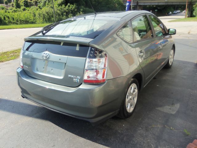 Toyota Prius 2005 photo 16