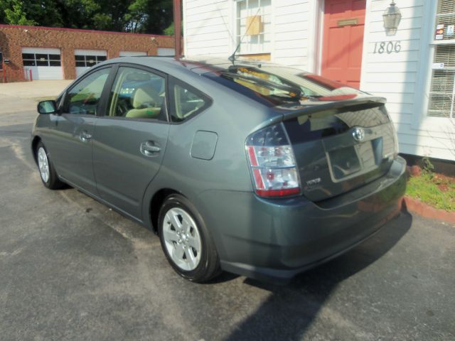 Toyota Prius 2005 photo 17