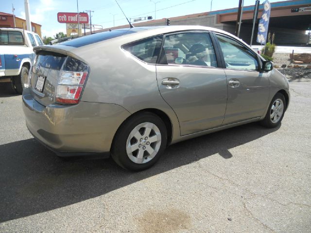 Toyota Prius 2005 photo 12