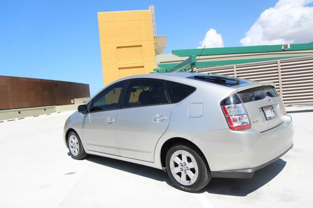 Toyota Prius 2005 photo 2