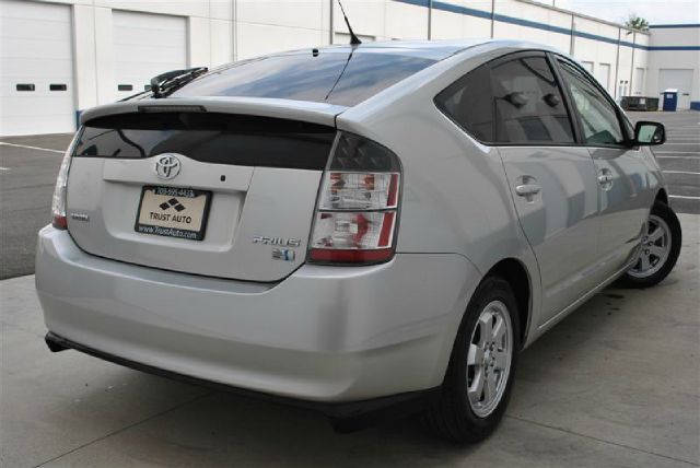 Toyota Prius 2005 photo 1