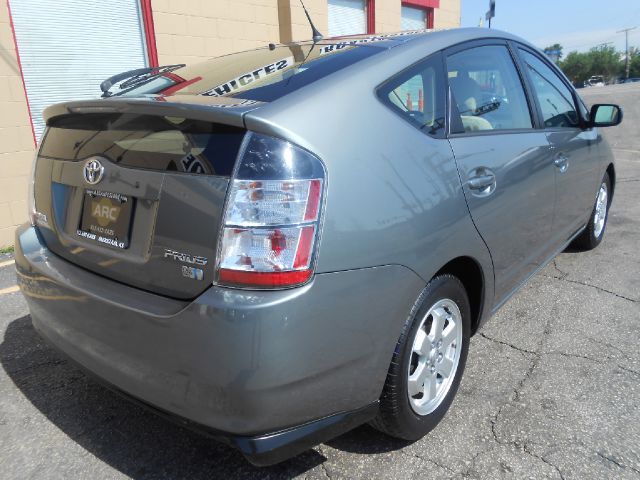 Toyota Prius 2005 photo 3