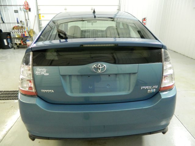 Toyota Prius 2005 photo 2