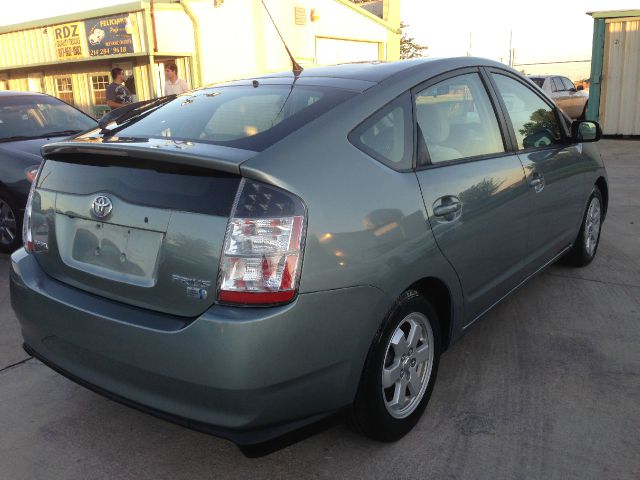 Toyota Prius 2005 photo 11