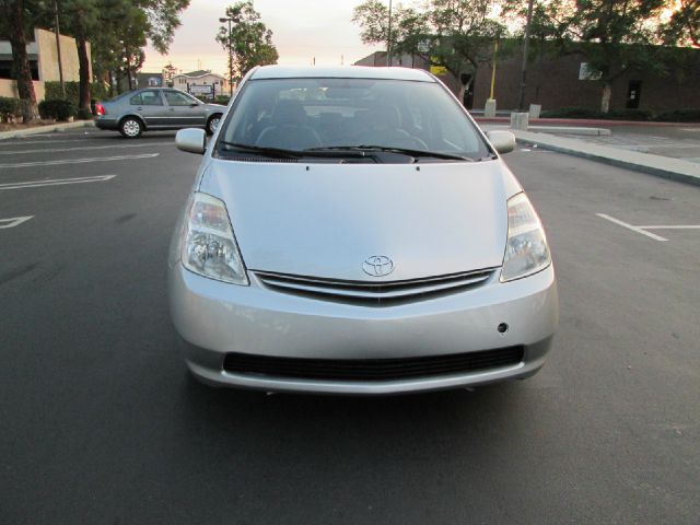 Toyota Prius 2005 photo 2