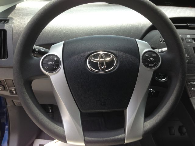 Toyota Prius 2010 photo 7