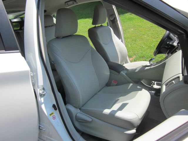 Toyota Prius 2010 photo 2