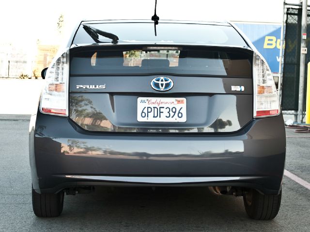 Toyota Prius 2010 photo 1