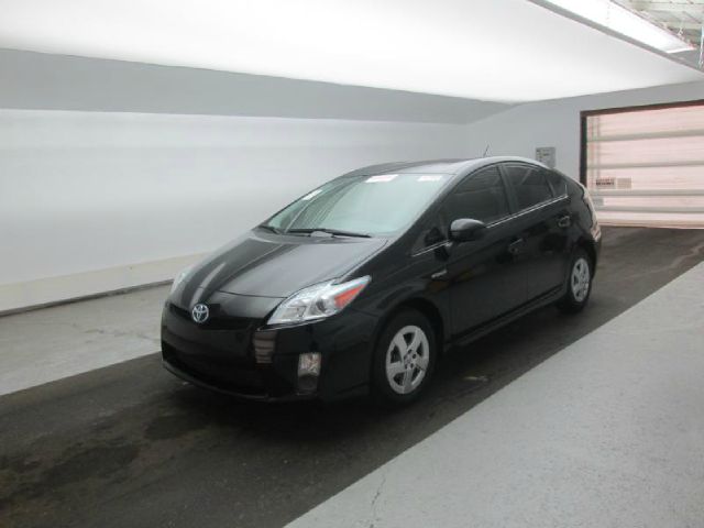 Toyota Prius 4dr Sdn 2.4L FWD Hatchback