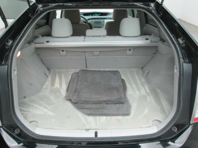 Toyota Prius 2010 photo 2