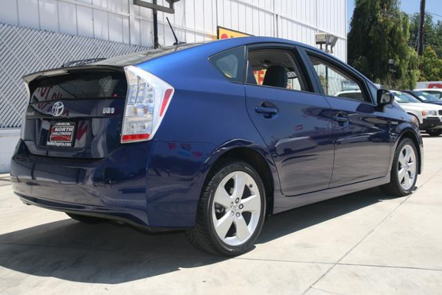 Toyota Prius 2010 photo 2