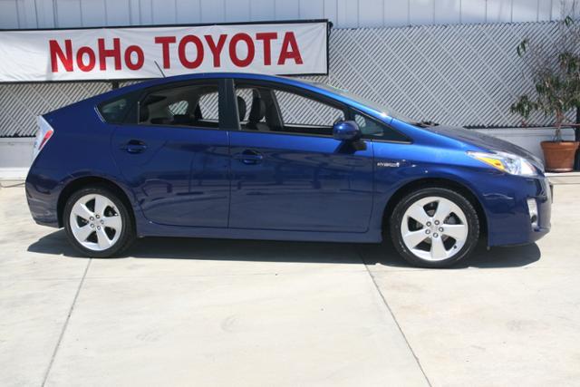 Toyota Prius 2010 photo 3