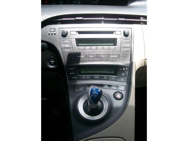 Toyota Prius 2010 photo 20