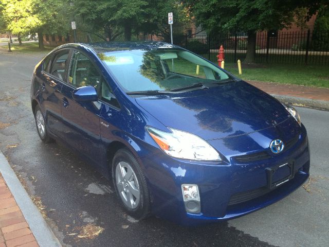 Toyota Prius 2010 photo 2