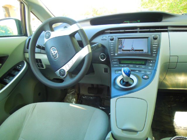 Toyota Prius 2010 photo 1