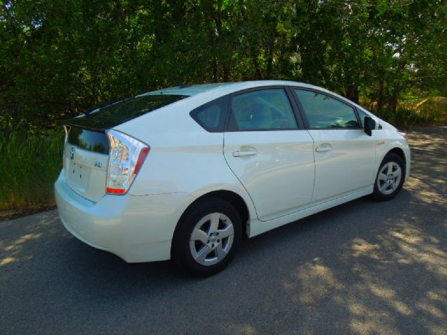 Toyota Prius 2010 photo 10