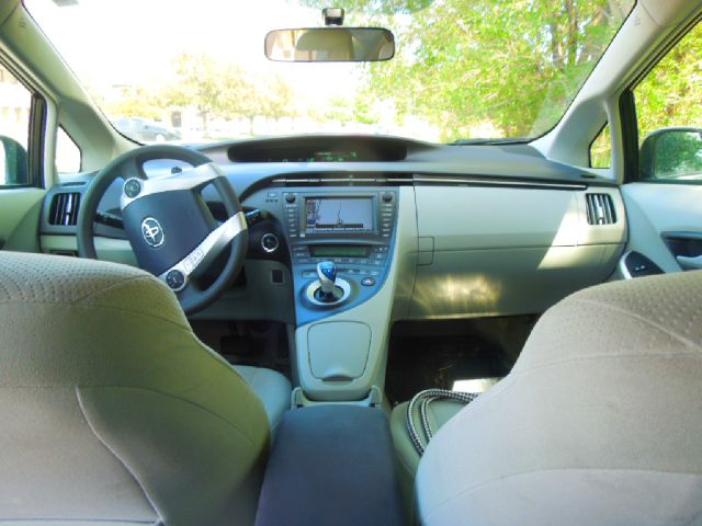 Toyota Prius 2010 photo 19