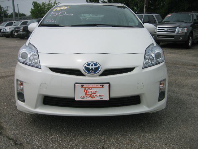 Toyota Prius 2010 photo 2