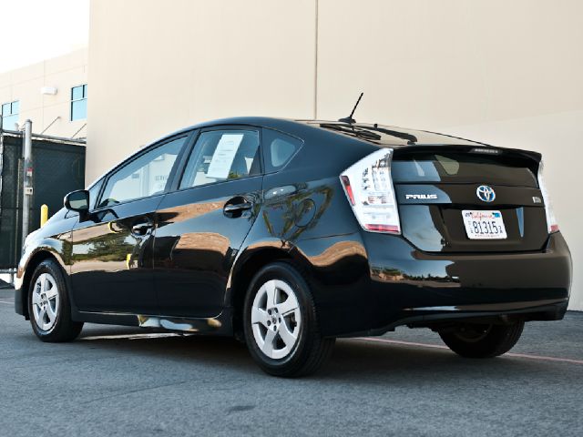 Toyota Prius Premier - ONE Ownerloaded Hatchback