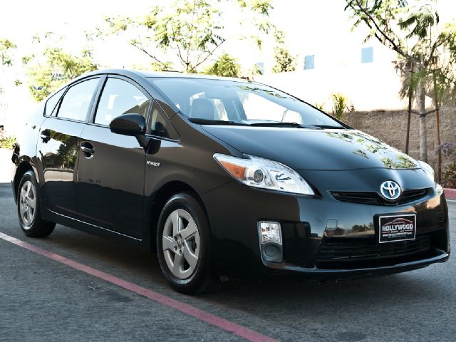 Toyota Prius 2010 photo 2