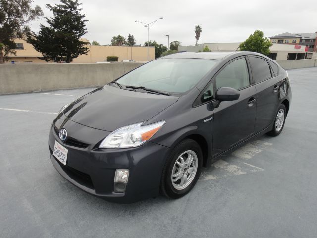 Toyota Prius 2010 photo 3