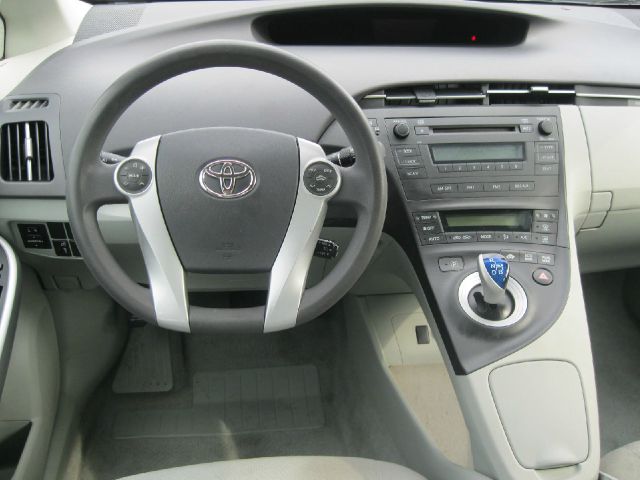 Toyota Prius 2010 photo 4