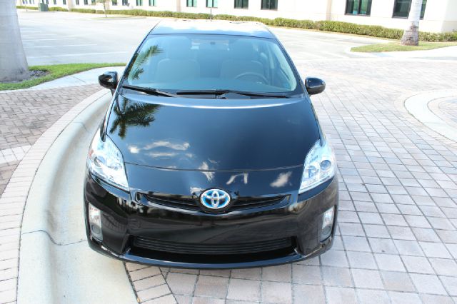 Toyota Prius 2010 photo 2