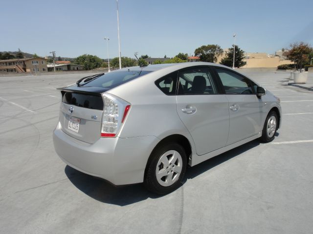 Toyota Prius 2010 photo 1