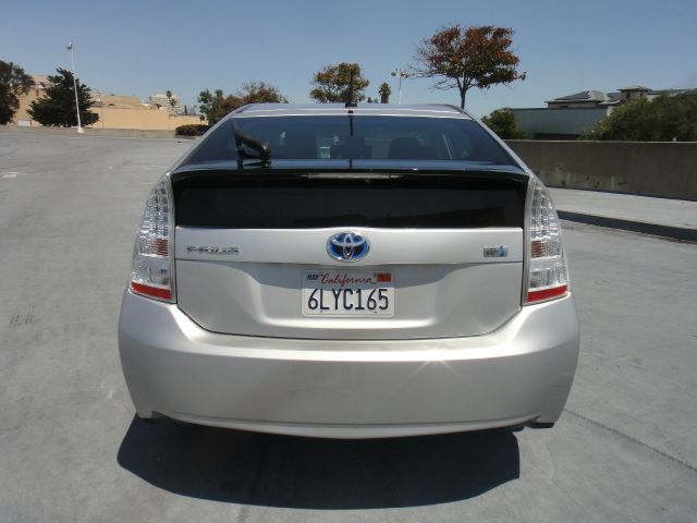 Toyota Prius 2010 photo 4