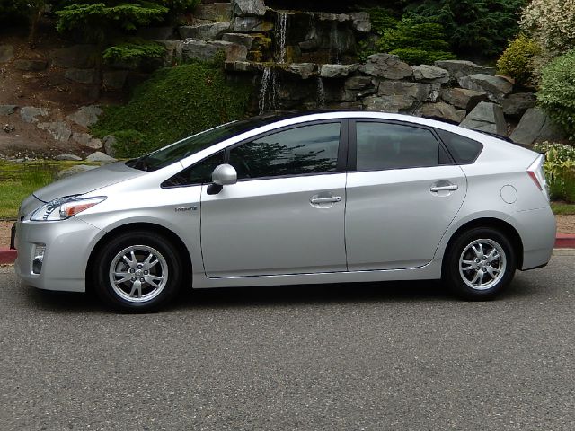 Toyota Prius 2010 photo 2