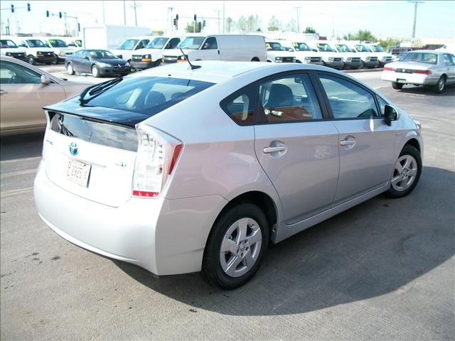 Toyota Prius 2010 photo 2