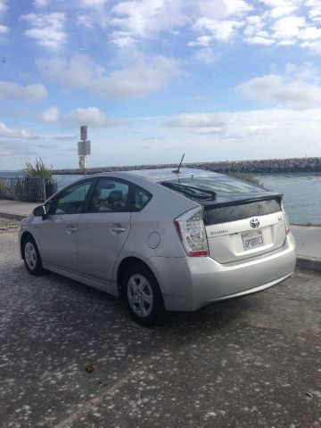 Toyota Prius 2010 photo 3