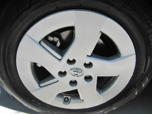 Toyota Prius 2010 photo 3