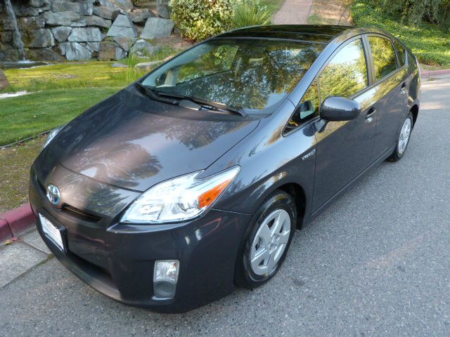 Toyota Prius 2010 photo 1