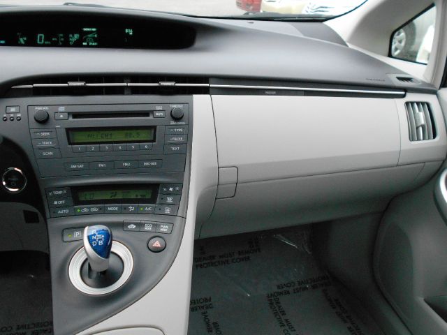 Toyota Prius 2010 photo 28