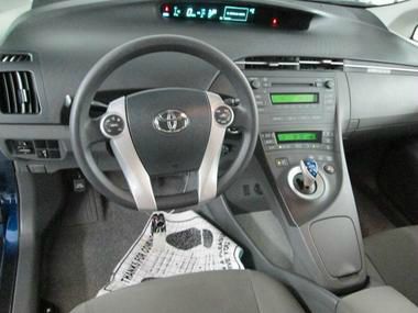 Toyota Prius 2010 photo 2