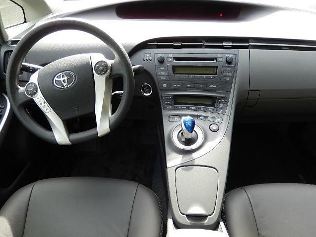 Toyota Prius 2010 photo 1