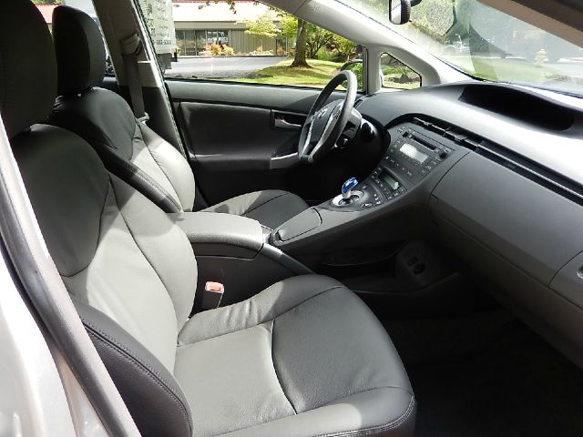 Toyota Prius 2010 photo 8