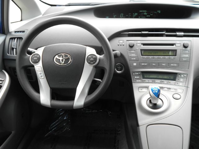 Toyota Prius 2010 photo 32