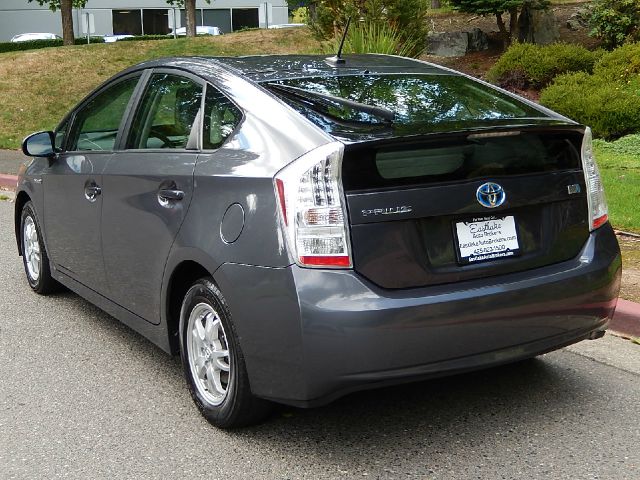 Toyota Prius 2010 photo 3