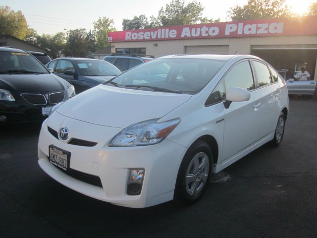 Toyota Prius 2010 photo 2