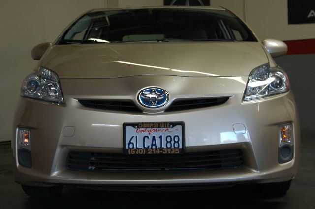 Toyota Prius 2010 photo 3