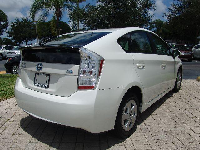 Toyota Prius LTZ 4x4 Nav DVD Hatchback