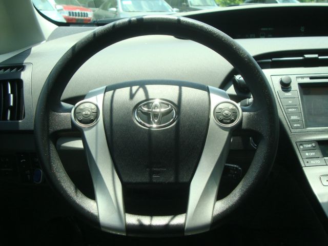 Toyota Prius 2010 photo 8